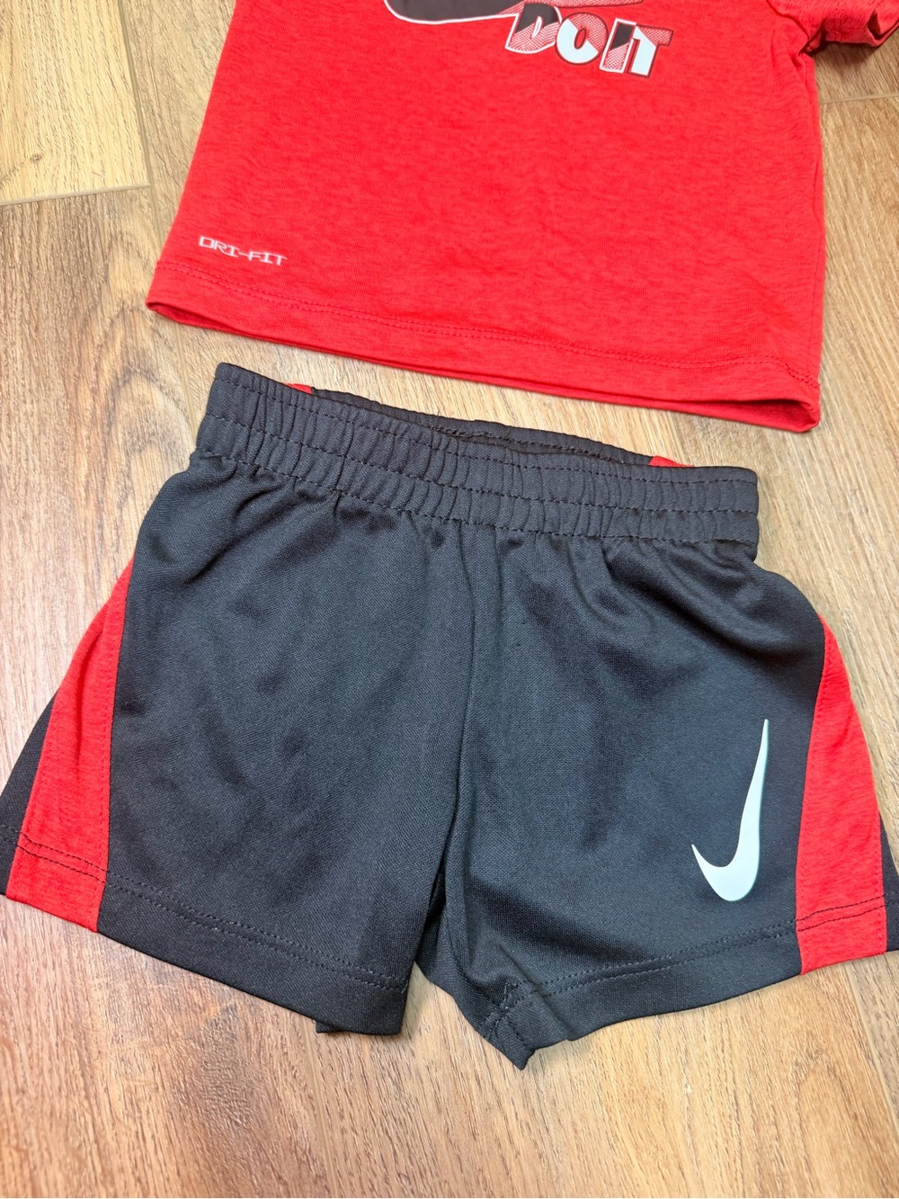 Nike Boys 12M Dri-FIT 2 Outfit Lot 4PC - Shirt Shorts Active Set Lightweight - Picture 9 of 15